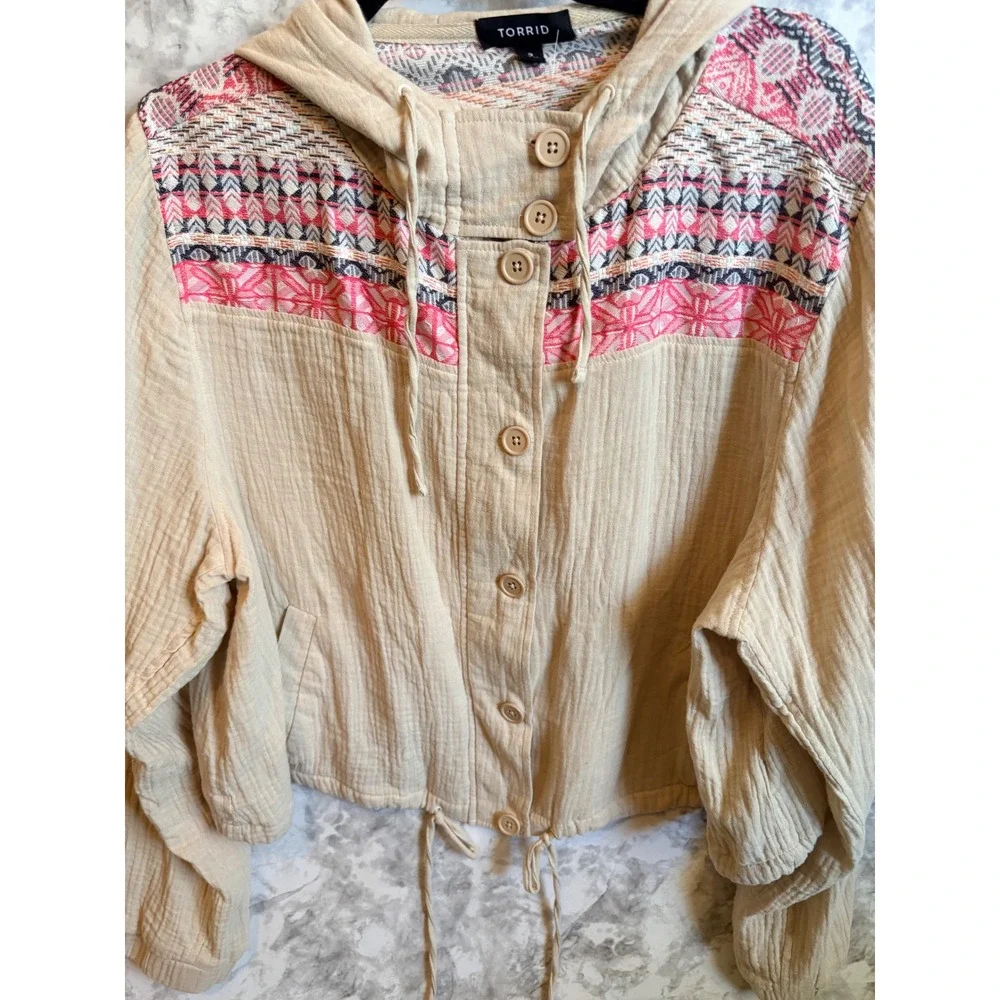 Torrid 3 Gauze Embroidered Hooded Button Zip Front Cropped Jacket 3x 22 24‎ NWT